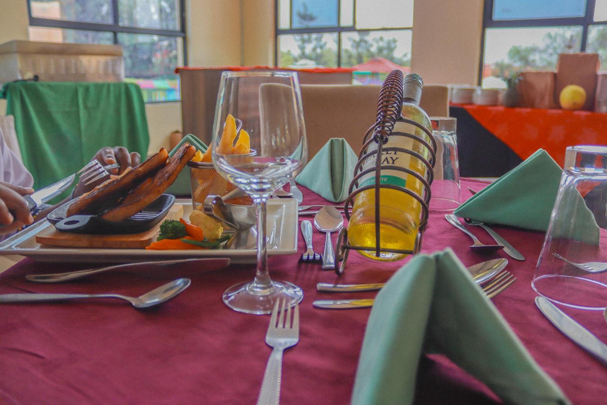 Sportsview Hotel Kasarani Nairobi Dış mekan fotoğraf